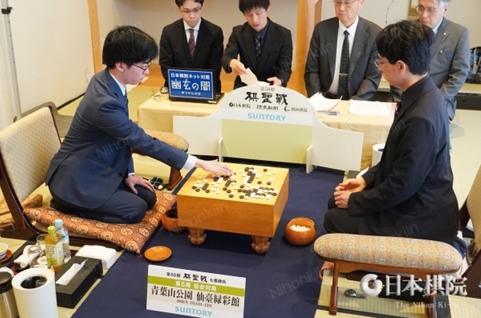 网页版入口-棋圣挑战赛芝野虎丸攻下天王山 新的日本第一人呼之欲出|藤泽秀行|小林光一|井山裕太|山下敬吾|一力辽_新浪体育_新浪新闻
